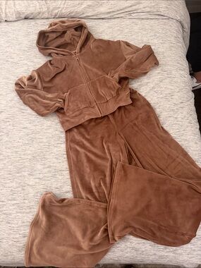 SKIMS Brown Velour Zip Hoodie and Wide-Leg Track Pants